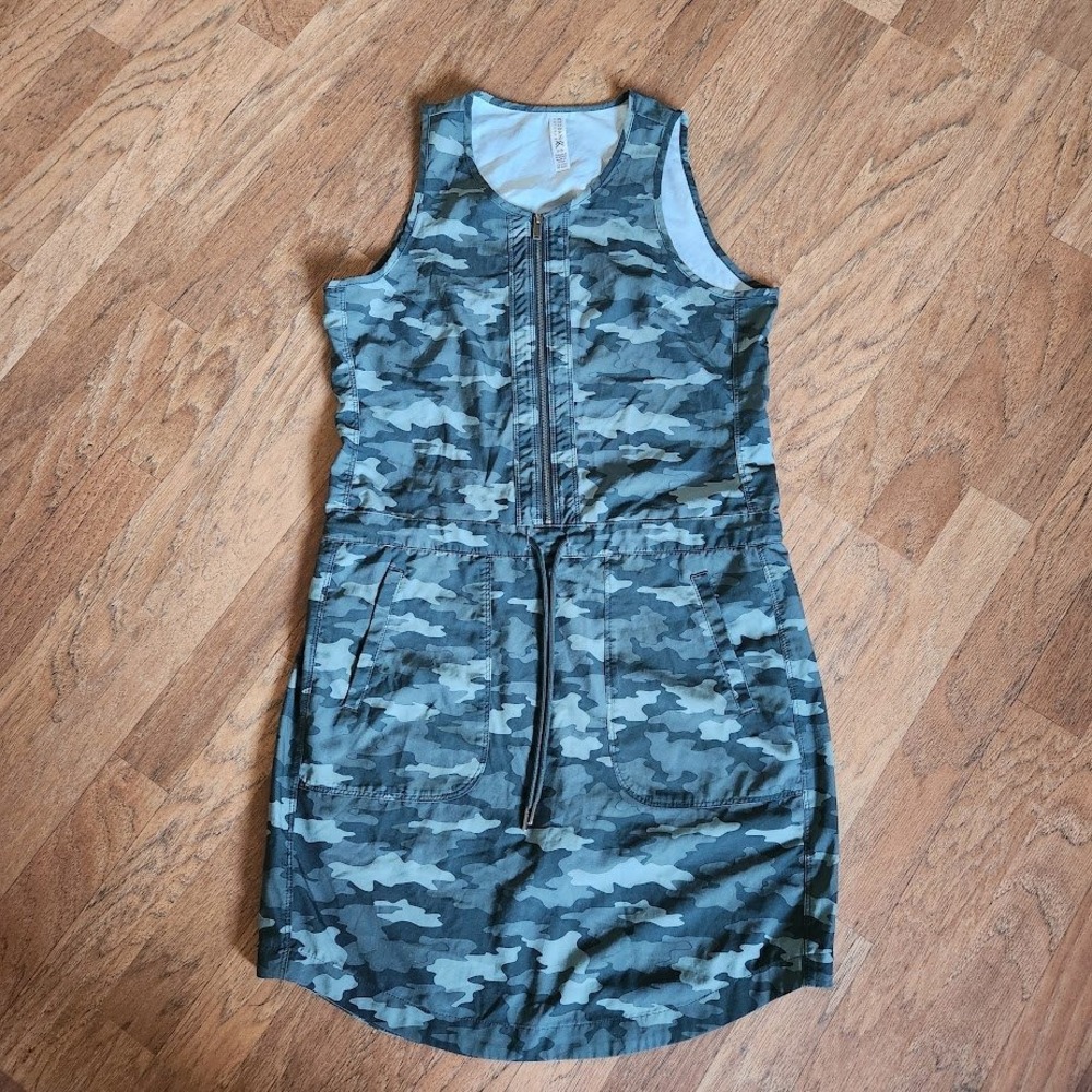 Kyodan Outdoor Green Camo Sleeveless Active Dress with Built-in Shorts Small 341